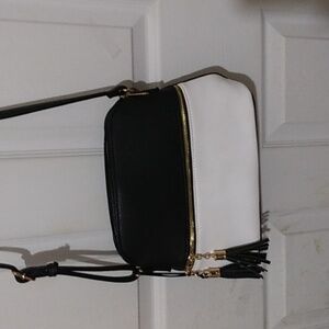 SUGU ladies vegan purse